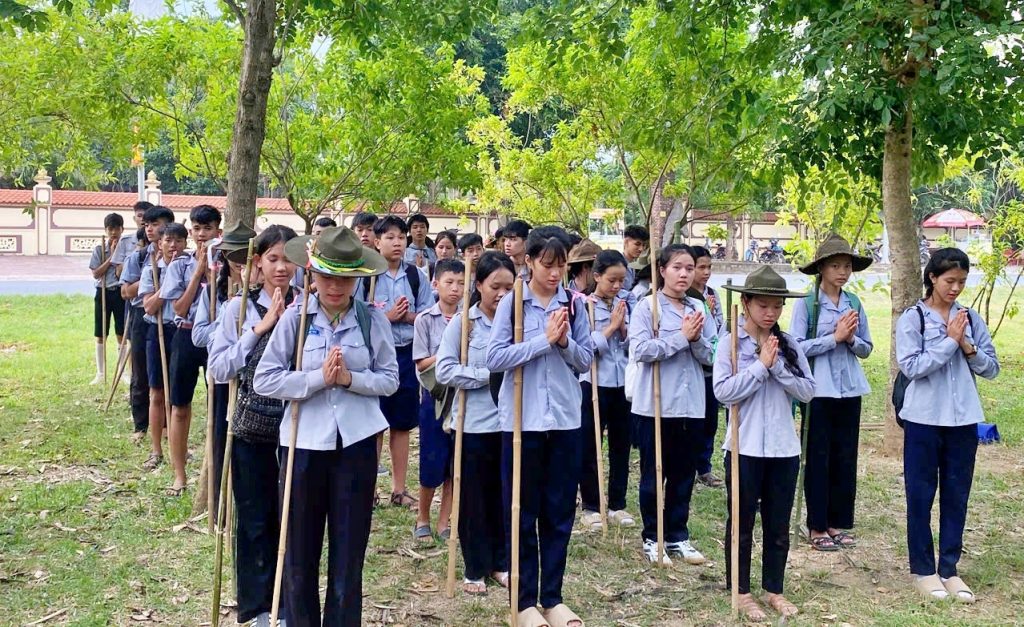 GĐPT khu vực Cam Lộ: Tổ chức trại kỹ năng 12 giờ cho ngành Thiếu và ngành Đồng 30 z6880229616661 e58eedd28736ffcabcc92c5f97027ce1