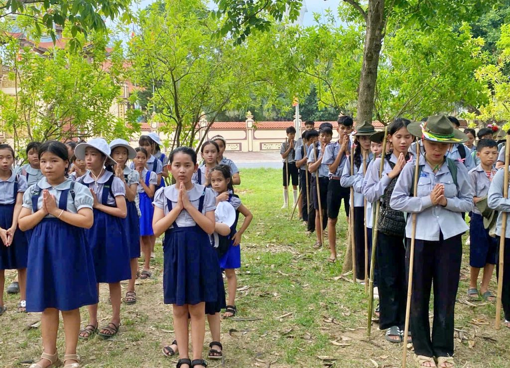 GĐPT khu vực Cam Lộ: Tổ chức trại kỹ năng 12 giờ cho ngành Thiếu và ngành Đồng 31 z6880229622152 c76a2bf513840ea63a49eb504726f8ea