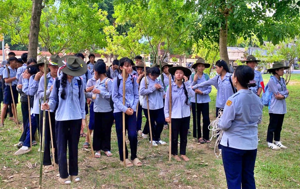 GĐPT khu vực Cam Lộ: Tổ chức trại kỹ năng 12 giờ cho ngành Thiếu và ngành Đồng 32 z6880229624573 55a0730af2168fcf1136c85c656379c7