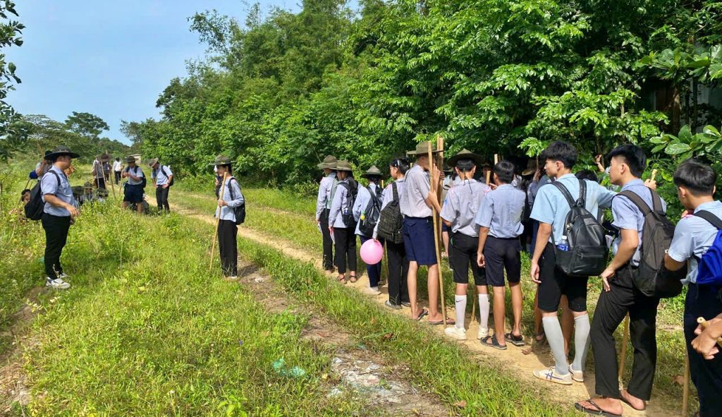 GĐPT khu vực Cam Lộ: Tổ chức trại kỹ năng 12 giờ cho ngành Thiếu và ngành Đồng 41 z6880229663200 91364de85788f99c591fb08756f4696a