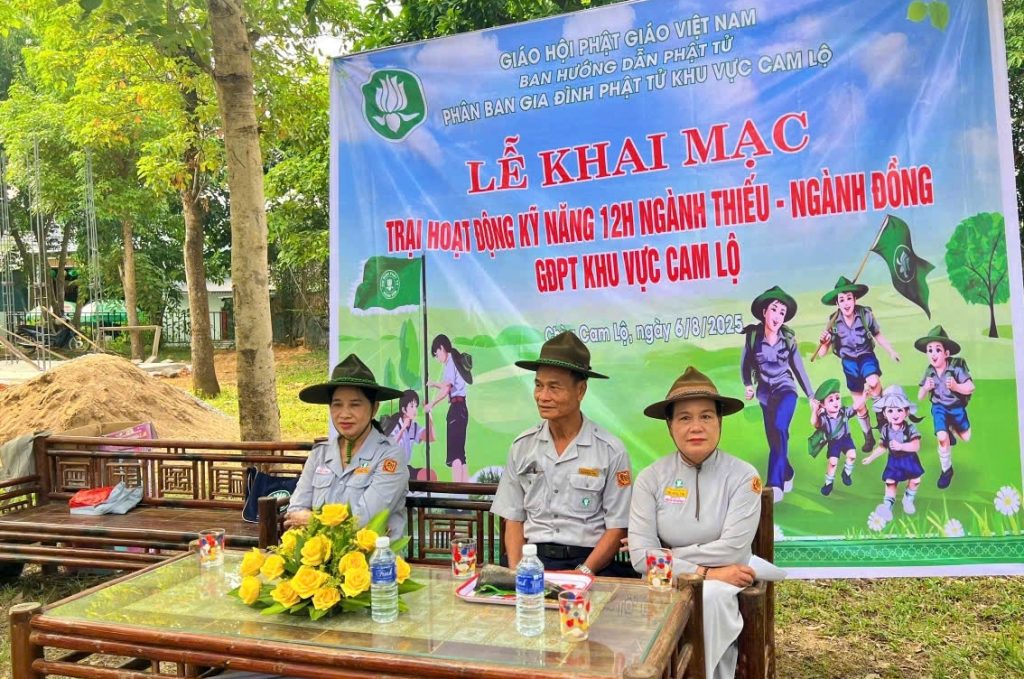 GĐPT khu vực Cam Lộ: Tổ chức trại kỹ năng 12 giờ cho ngành Thiếu và ngành Đồng 29 z6880259546945 fd2580ff4226a9b436ba91a44bfe5d9c